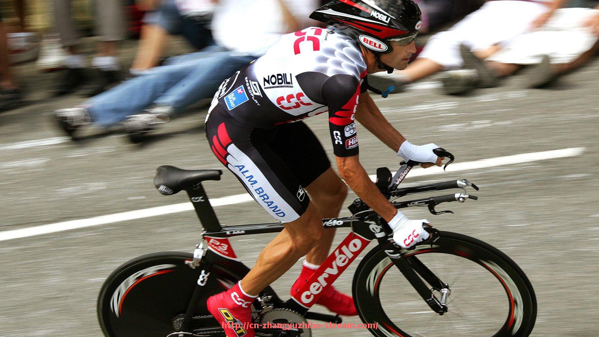 章鱼直播-世俱杯球衣多场景适应性实验及其设计启示